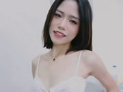 欲求不滿的體驗外還有情色感淫足踩踏